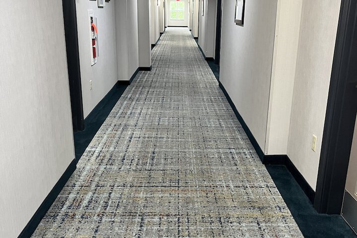 Ballroom/Hall 83 of 86
