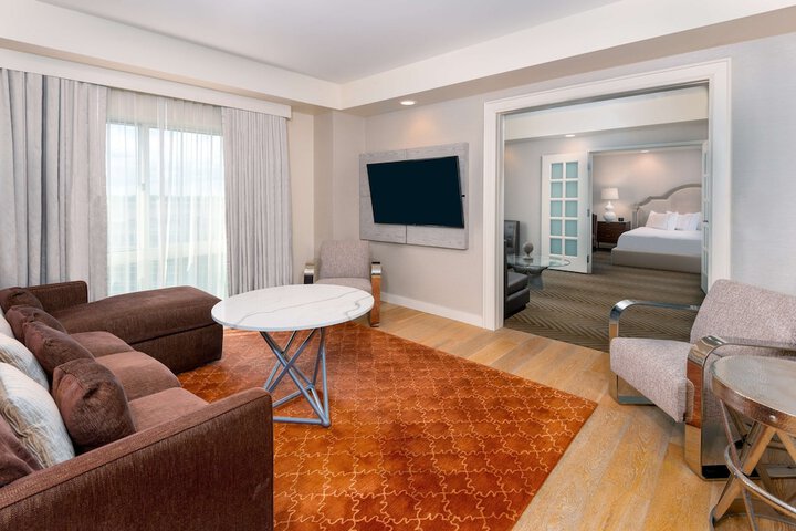 Room 19 of 65