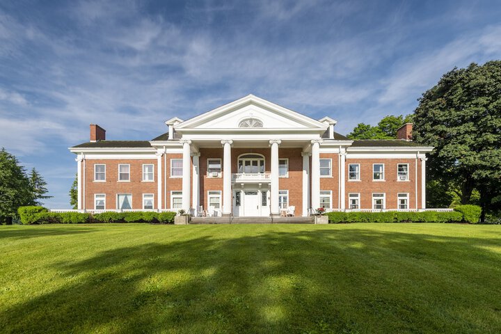 White Springs Manor a Belhurst Property