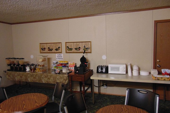 Breakfast/Coffee Service 27 of 31