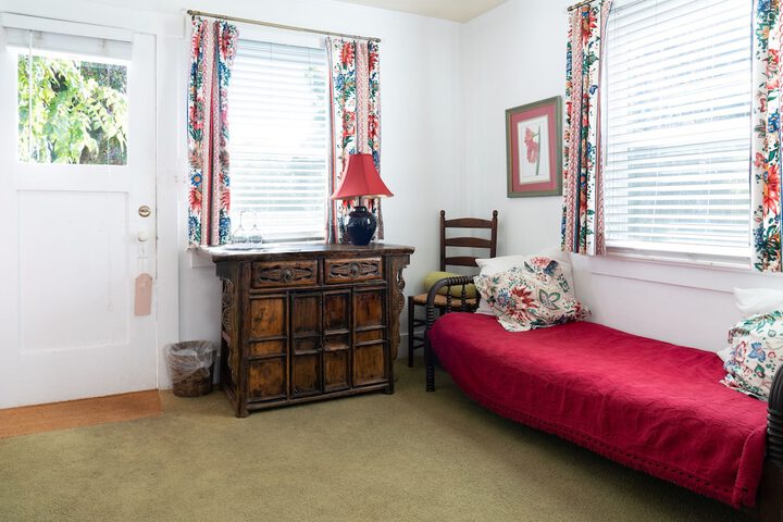 Room 95 of 156