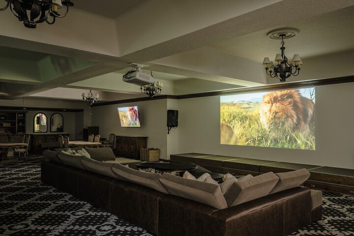 Enzian Inn