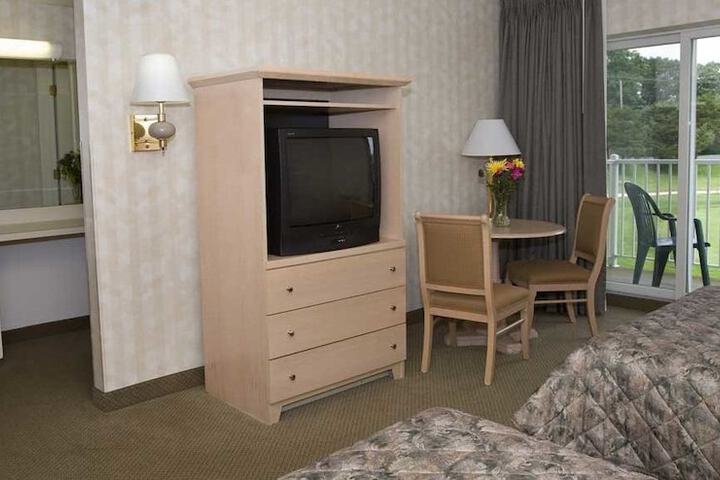 Room 22 of 33