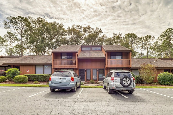 2 Mi to Rainbow Springs: Dunnellon Townhome