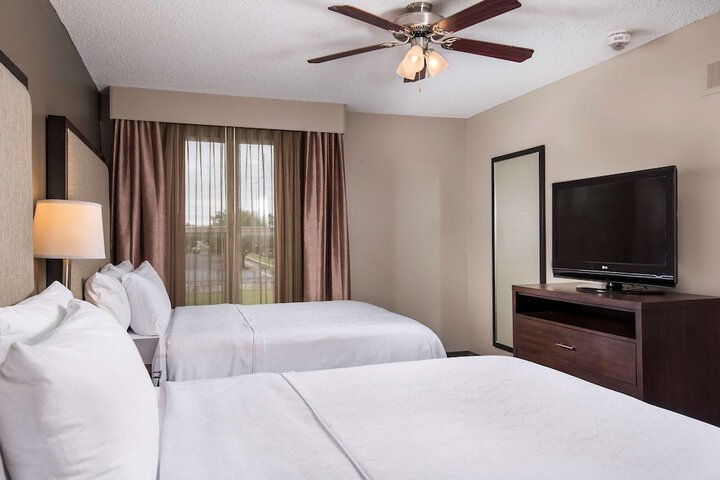 Room 14 of 27