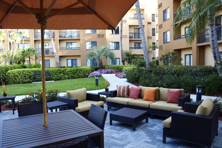 Sonesta Select Boca Raton Town Center