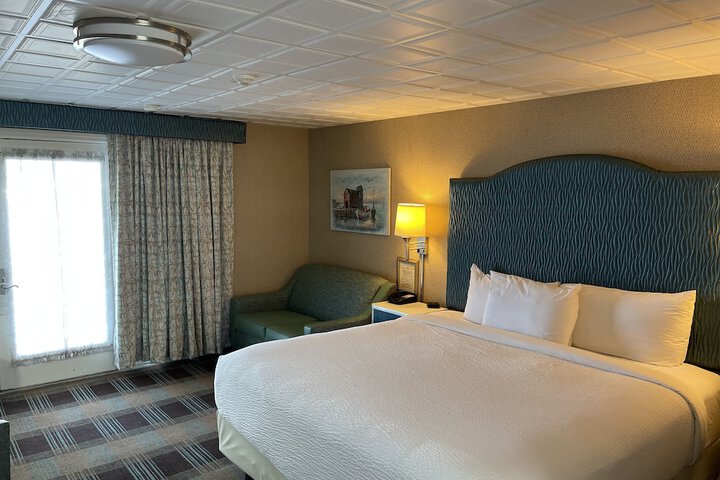 Room 9 of 23