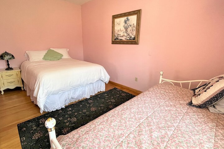 Room 10 of 36