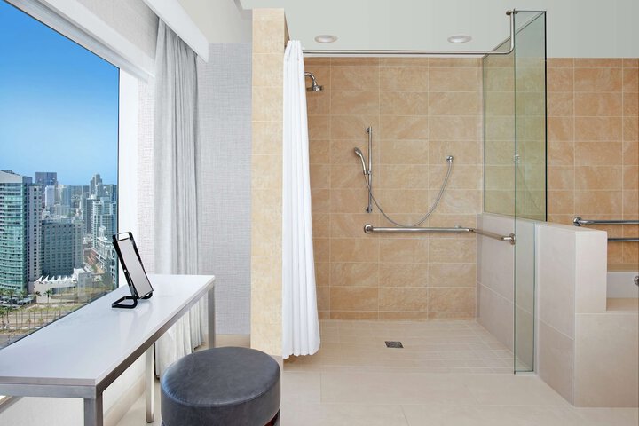 Hilton San Diego Bayfront