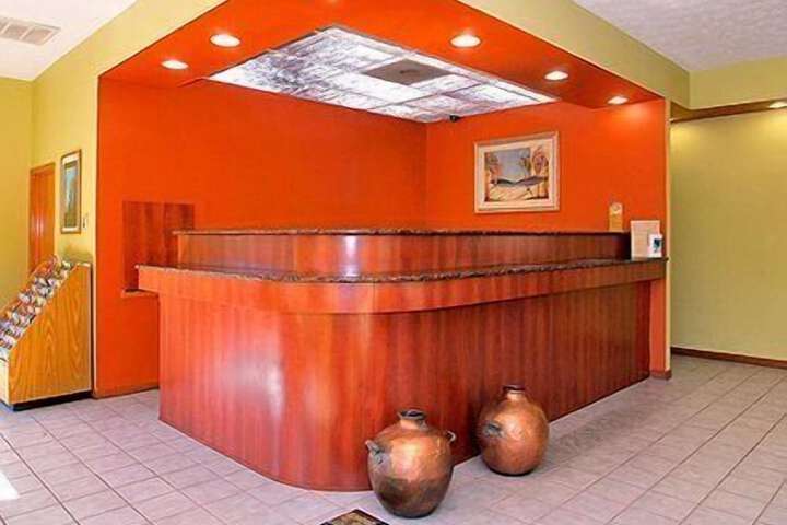 Hotel Interior 9 of 39