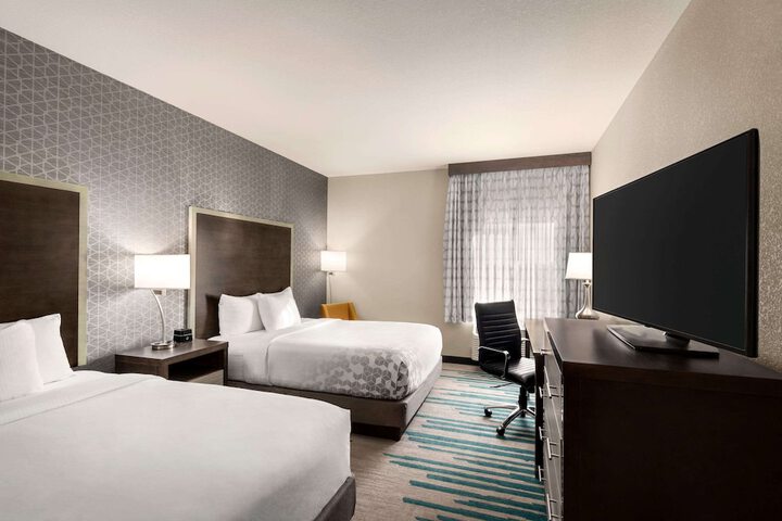 La Quinta Inn & Suites by Wyndham Clovis CA