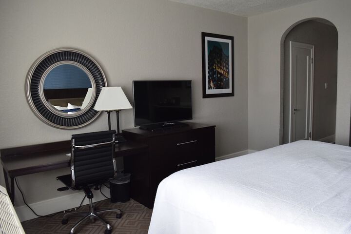 Hotel Alex Johnson Rapid City Curio Collection by Hilton