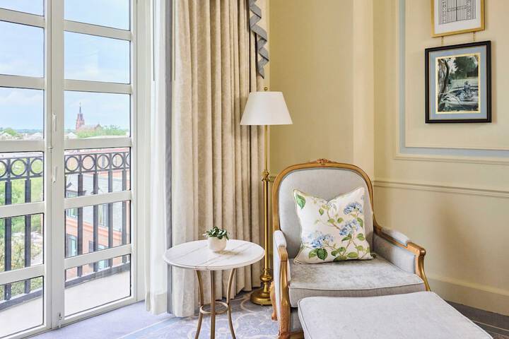 The Charleston Place