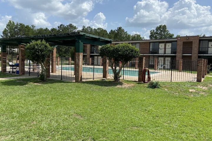 Pool 3 of 21