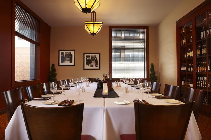 Dining 44 of 60