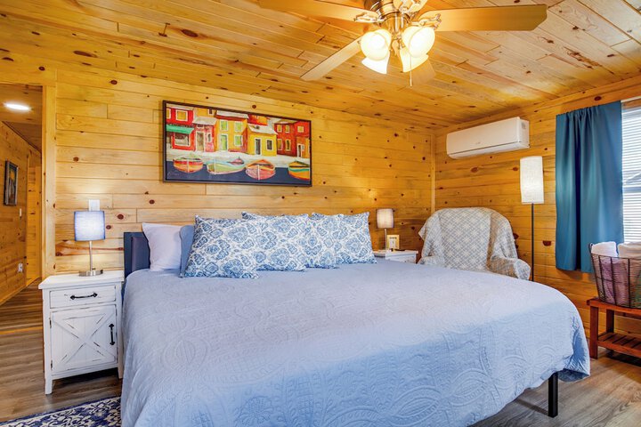 Maryland Retreat: Walk to Bay Beach & Boat Ramp!