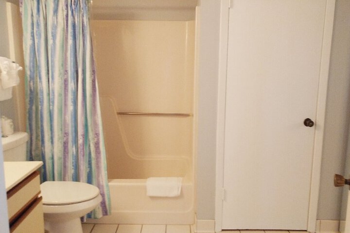 Room 80 of 137