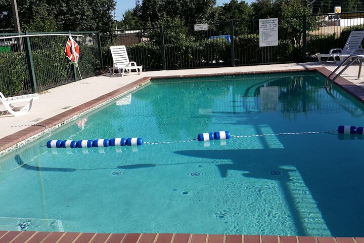 Pool 4 of 26