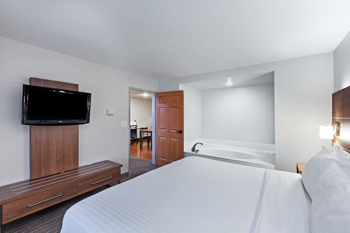 Room 16 of 49