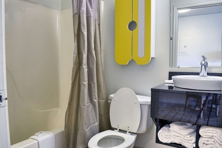 Studio 6 Extended Stay - Pascagoula MS