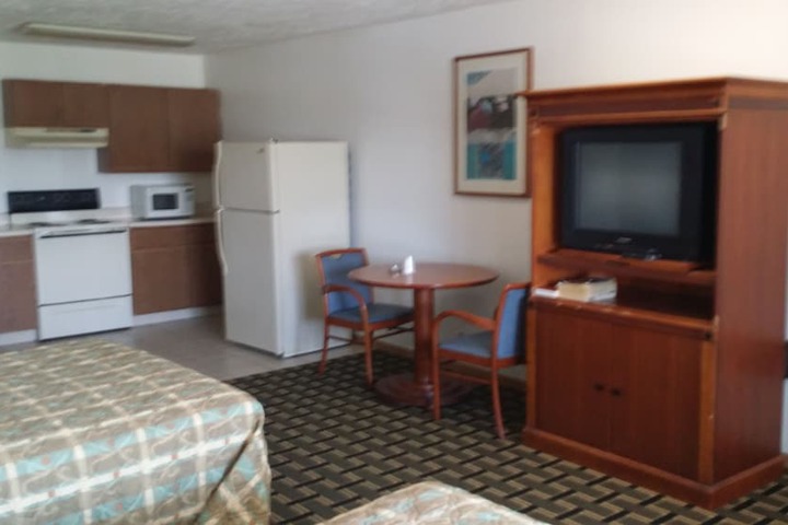 Room 16 of 19