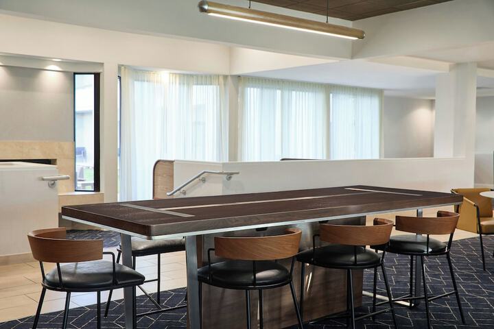 Courtyard by Marriott St. Louis Creve Coeur