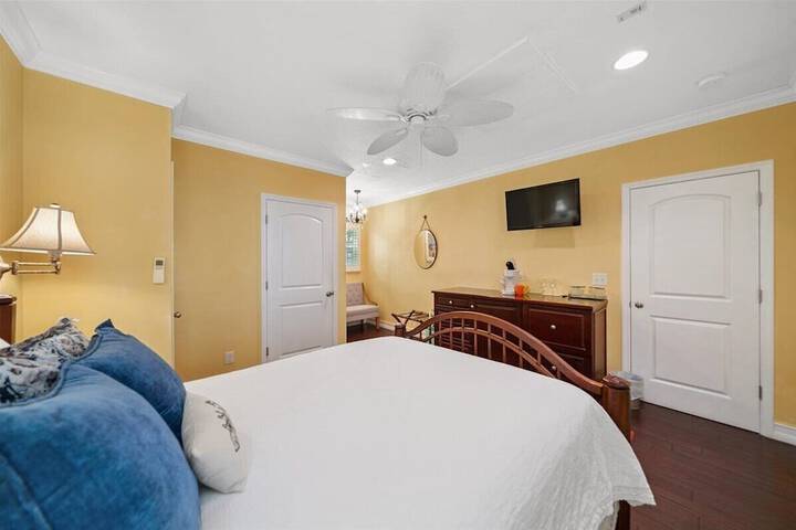 Seaglass Inn