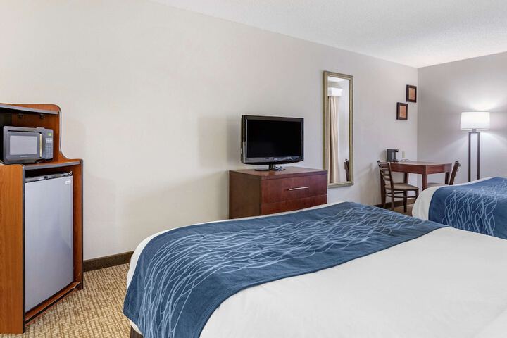 Room 17 of 35