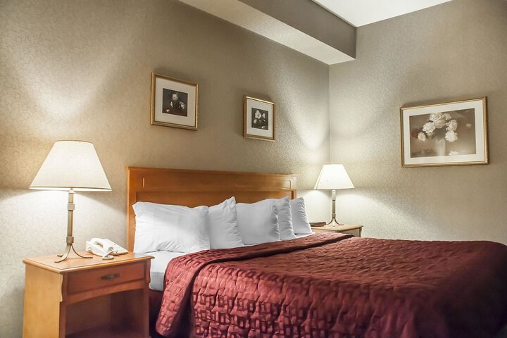 Room 26 of 37