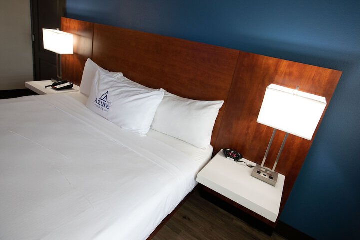 Room 46 of 170
