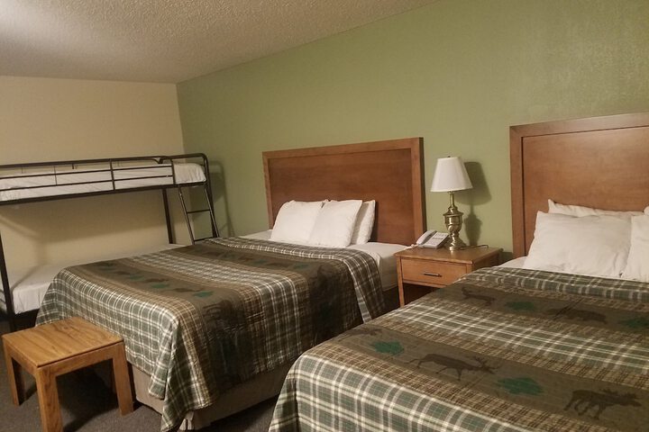 Room 25 of 44