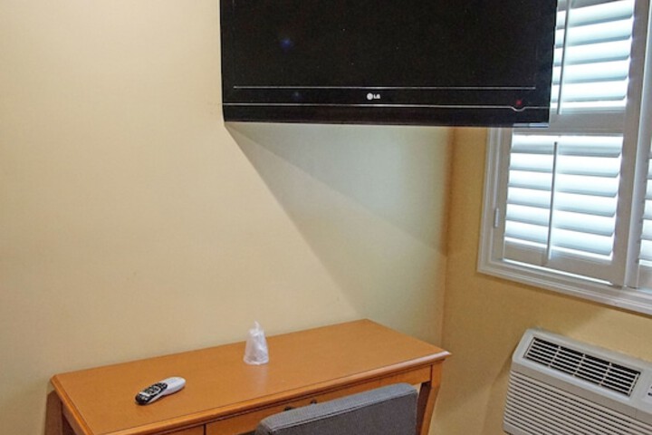 Room 22 of 29