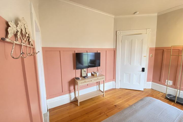 Room 9 of 57
