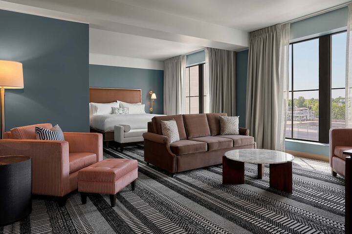 Room 25 of 60