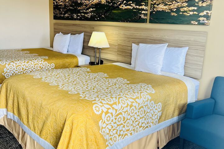 Room 22 of 33