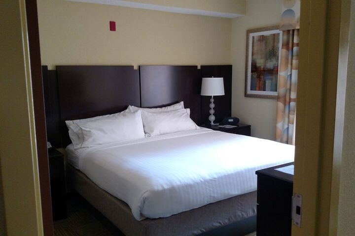Holiday Inn Express Hotel & Suites PERRY by IHG