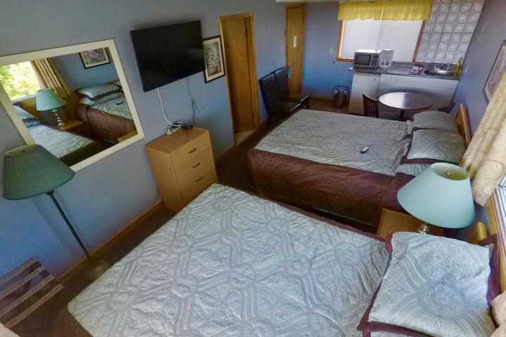 Room 15 of 24