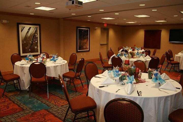 Hampton Inn & Suites Craig