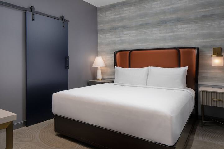 Room 29 of 100