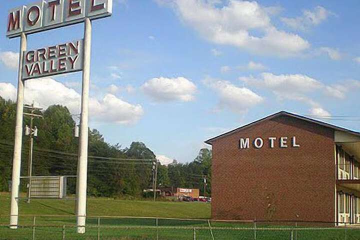 Hotel 12 of 38