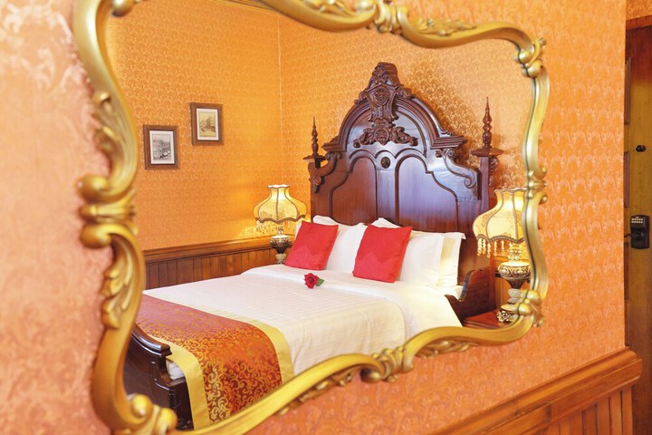 Room 75 of 252