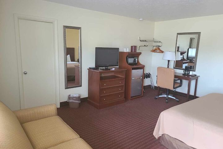 Room 16 of 21