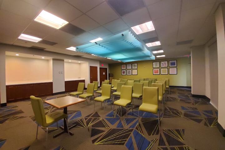 Holiday Inn Express & Suites Miami - Hialeah by IHG