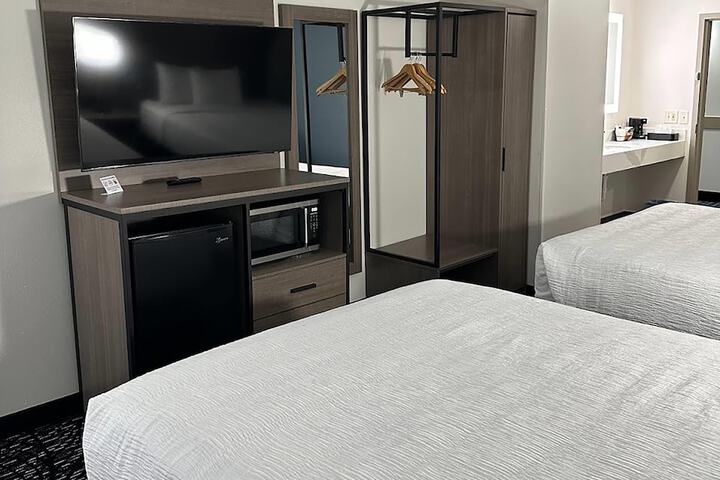 Baymont by Wyndham La Grange KY Southeast