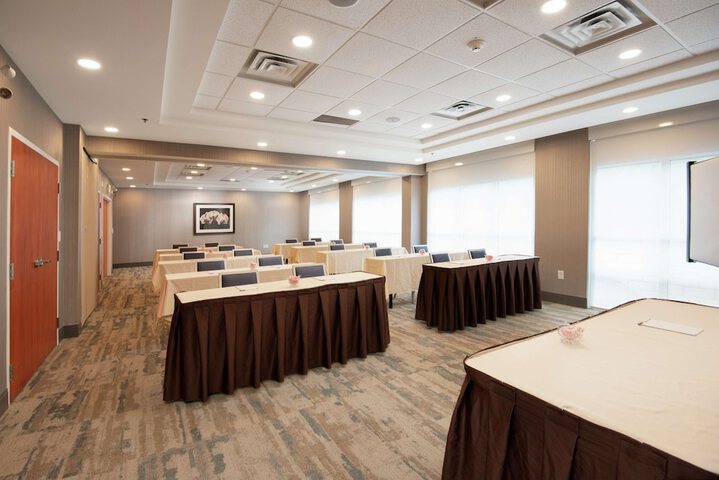 Hampton Inn & Suites Barrie