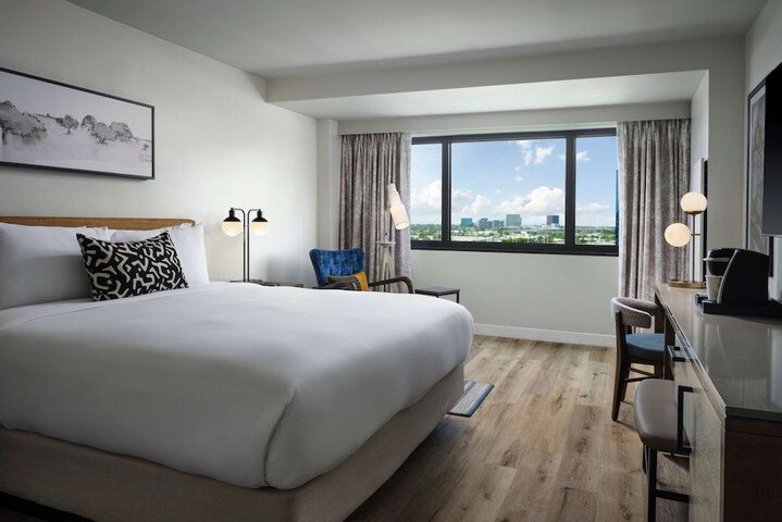 Sonesta Irvine John Wayne Airport