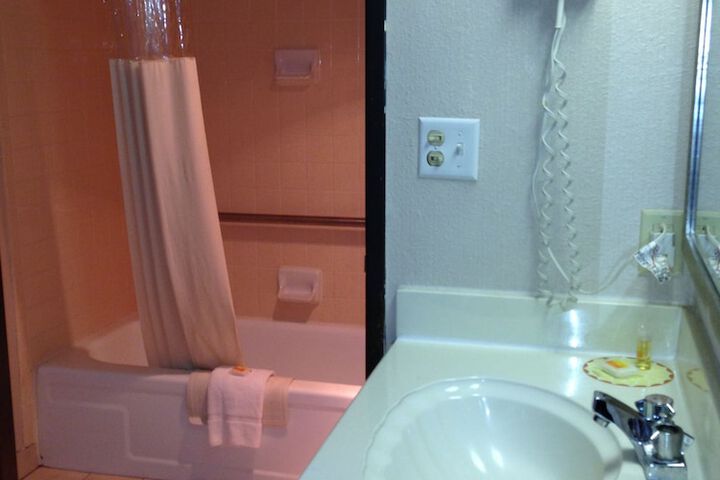 Room 14 of 14
