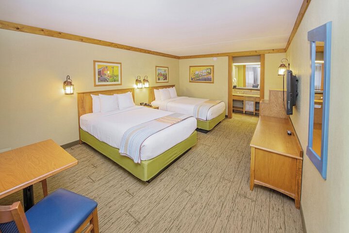 Grand Country Waterpark Resort
