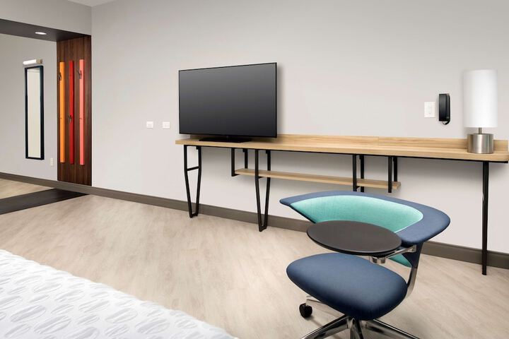 Room 17 of 29