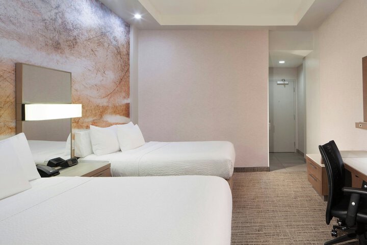 Room 42 of 51